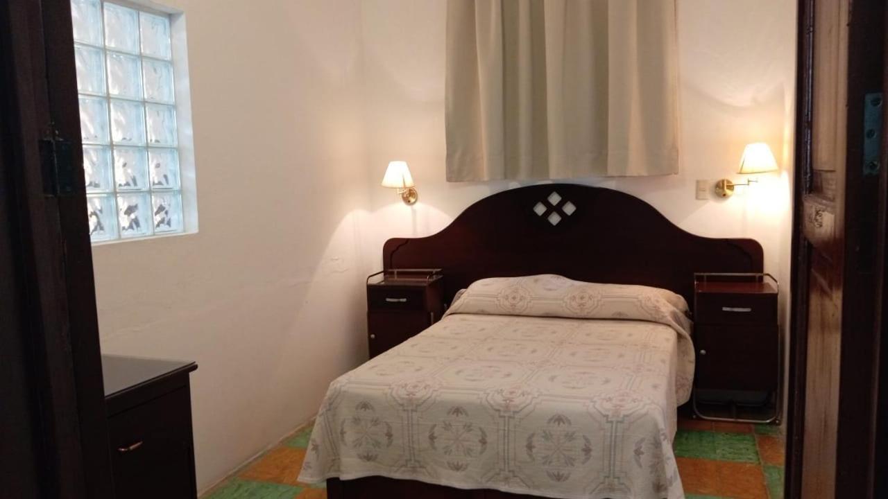 Hotel Marmoy Cholula Esterno foto