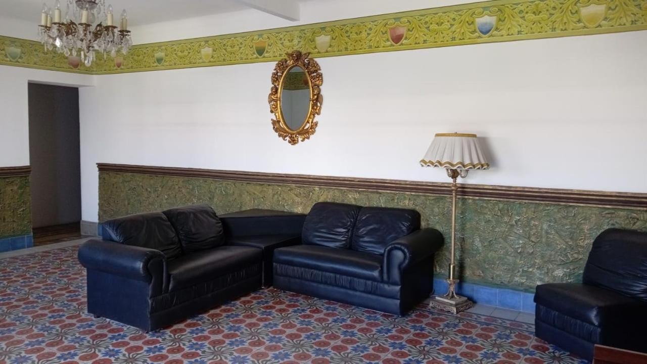 Hotel Marmoy Cholula Esterno foto